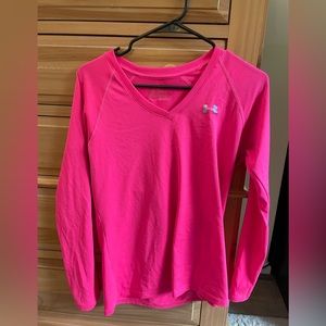 SOLD Under armor long sleeve neon pink top